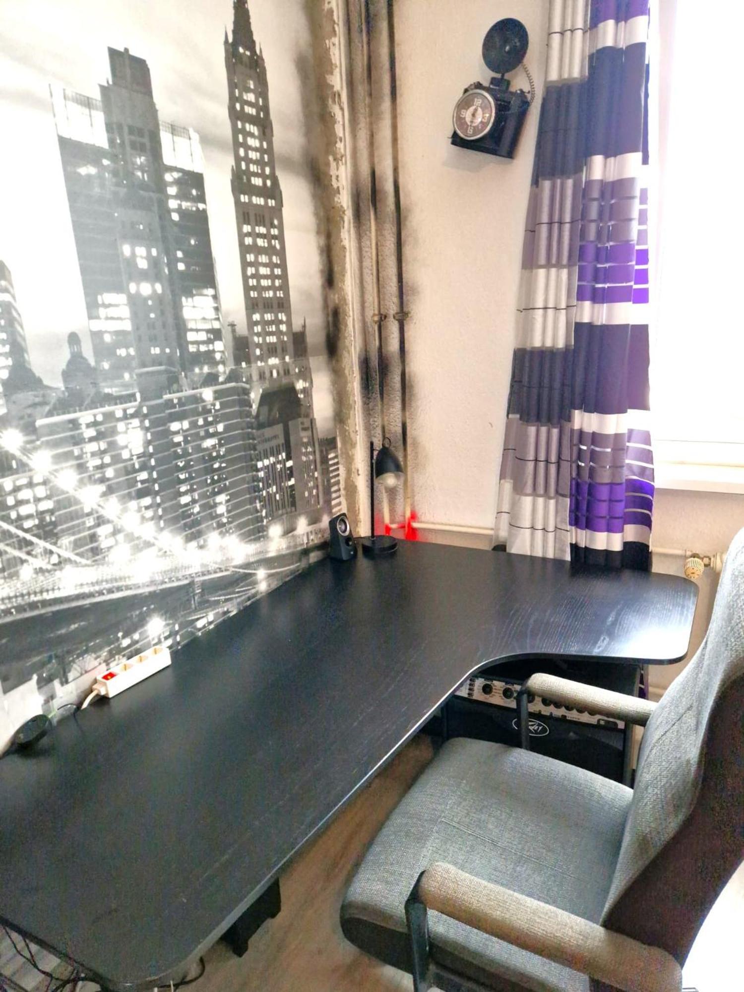 Cozy Trendy Spacious In Area 12 Min. Near To The Center Alexanderplatz Berlin